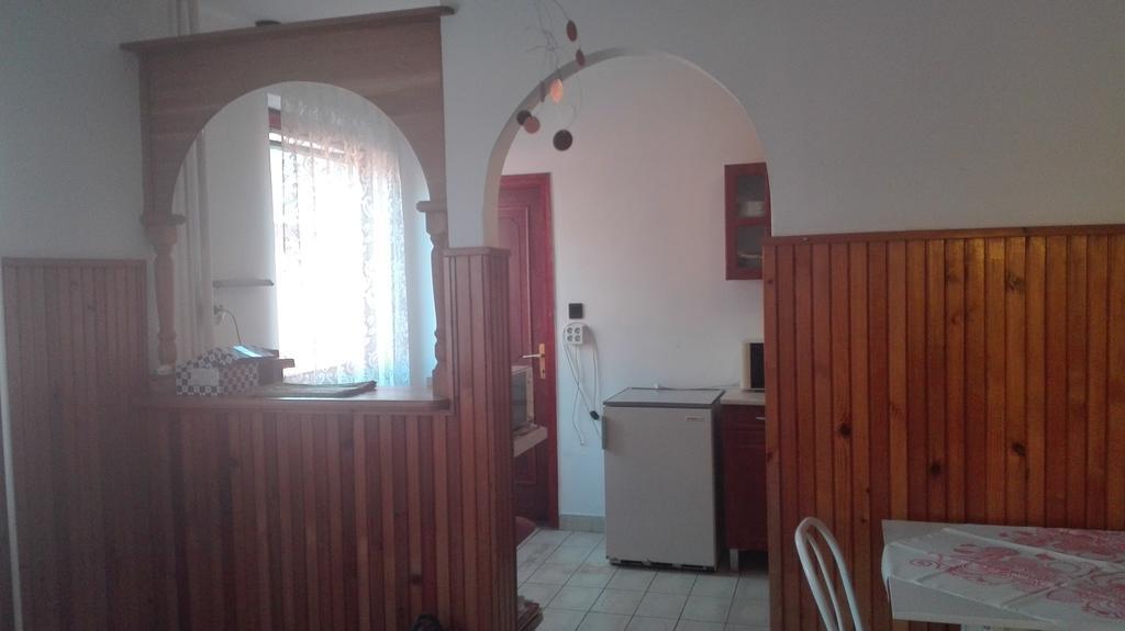Plajbi Apartment Hajdúszoboszló Buitenkant foto