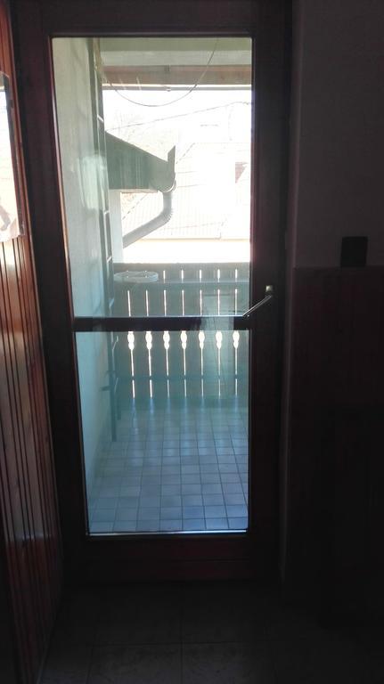 Plajbi Apartment Hajdúszoboszló Buitenkant foto