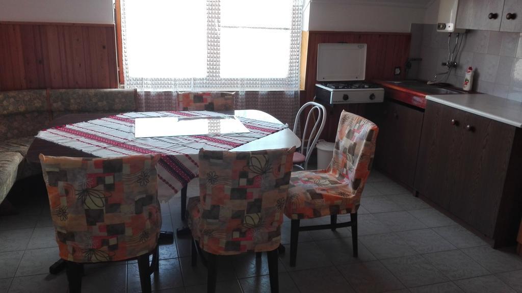 Plajbi Apartment Hajdúszoboszló Buitenkant foto